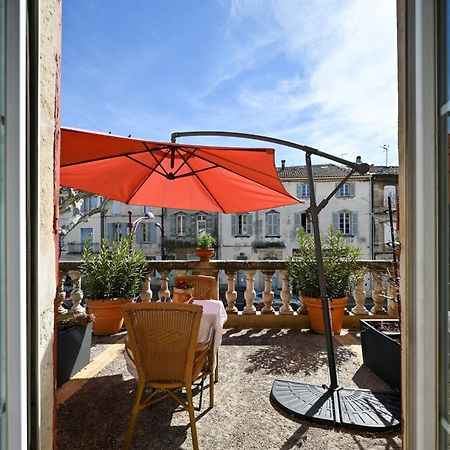 Hotel Des Artistes Tarascon Δωμάτιο φωτογραφία