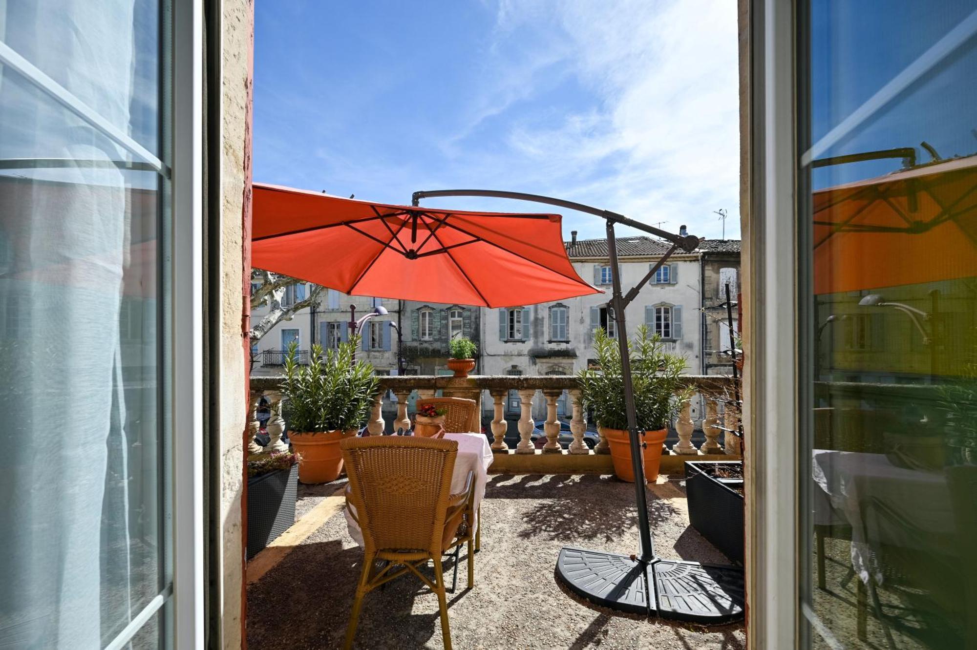 Hotel Des Artistes Tarascon Δωμάτιο φωτογραφία
